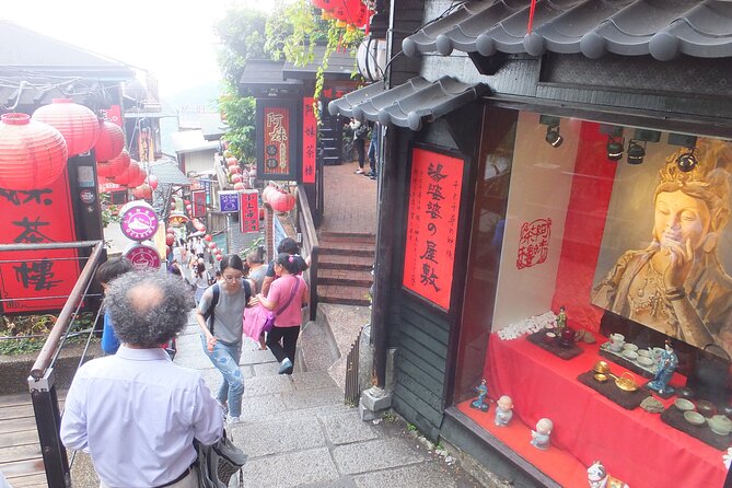 1 day North Coast Yehliu Jiufen and Shifen Private Tour - Jiufen Old Street and Taiwan’s gold-mining past