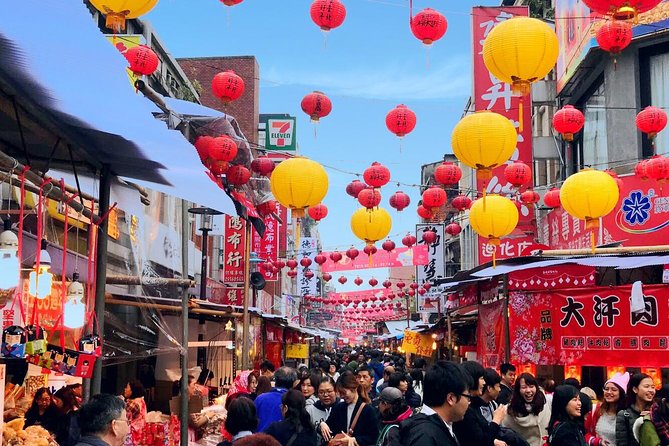 2-Hour Private Dadaocheng Walking Tour - What the private format adds at $35
