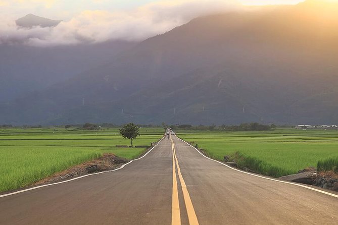 8-Day Around Taiwan Private Tour - One private road trip, many versions of Taiwan