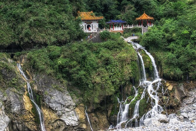 8-Hour Customize Your Wonderful Private Hualien Day Tour - Who gets the best value from $410