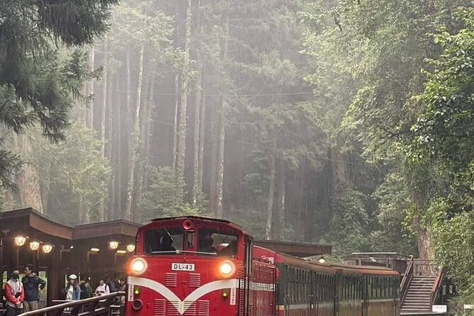 Alishan One Day Tour from Taichung - Fenqihu Old Street and the railway-town atmosphere