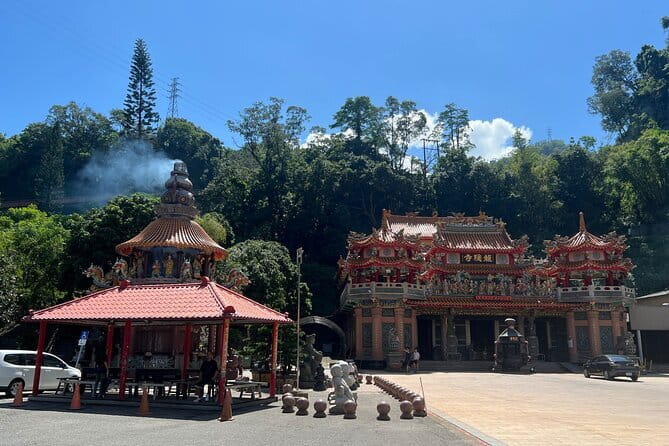 Alishan, Sun Moon Lake, Taichung Three Days Tour from Taipei - The pre-dawn Zhushan train and Alishan’s best hour