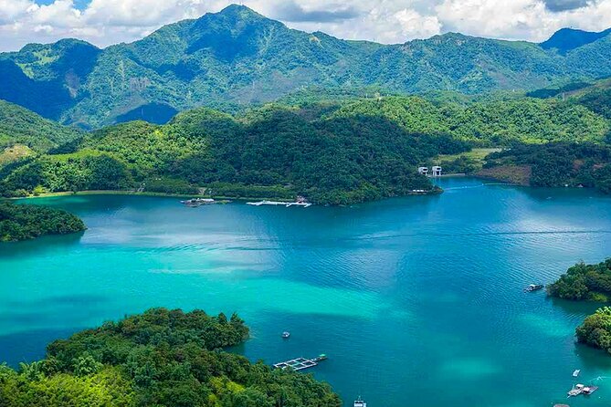 Best of Taiwan 9 Days Tour - Day 2: Sun Moon Lake and the Thao homeland