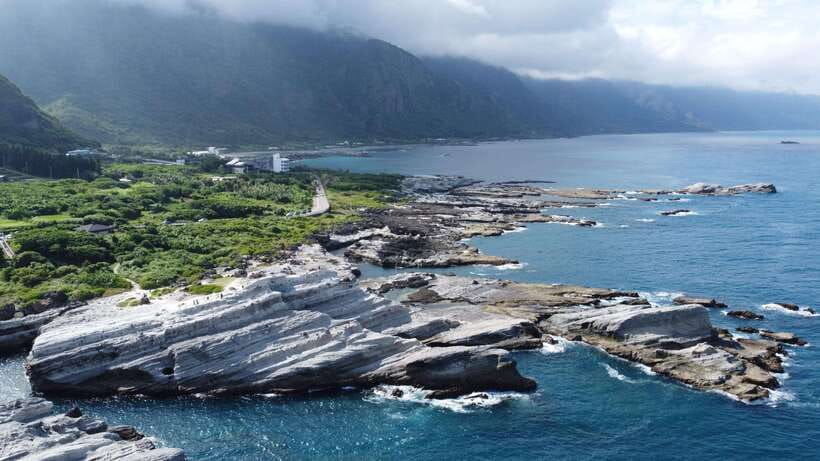 From Taipei: 5-Day Best of Round Taiwan Island Tour - Day 4: Xiaoyeliu, Sanxiantai, and Shitiping