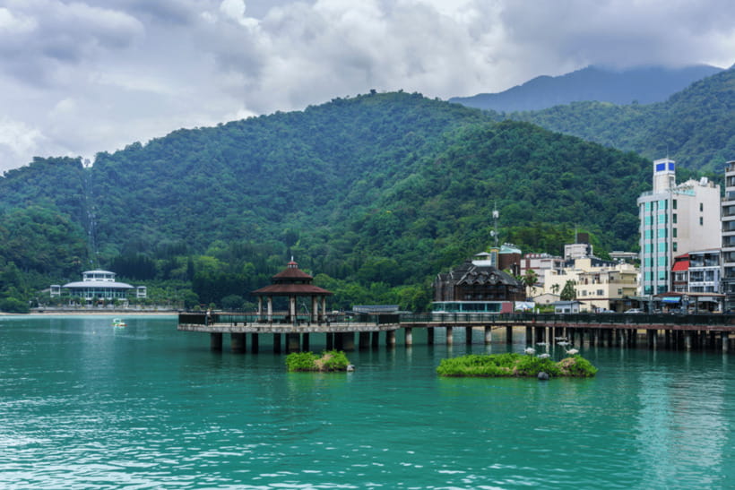 From Taipei: Nantou and Sun Moon Lake View Day Tour - Ita Thao Pier and the best free time of the day