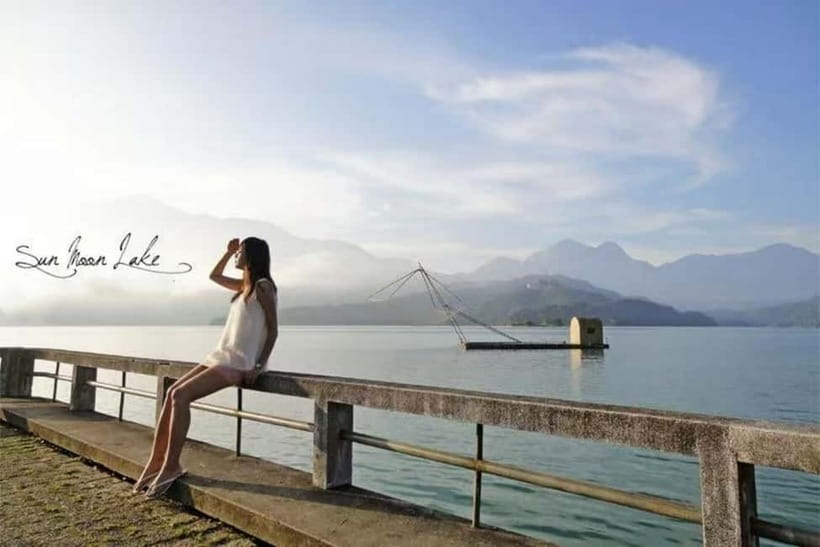 From Taipei or Taichung: Sun Moon Lake Day Trip & Boat Ride - Walking beneath the trees on Hanbi Trail
