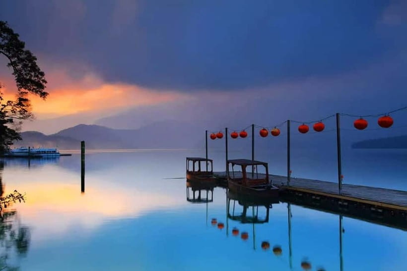 From Taipei or Taichung: Sun Moon Lake Day Trip & Boat Ride - The boat ride reveals the lake’s full shape