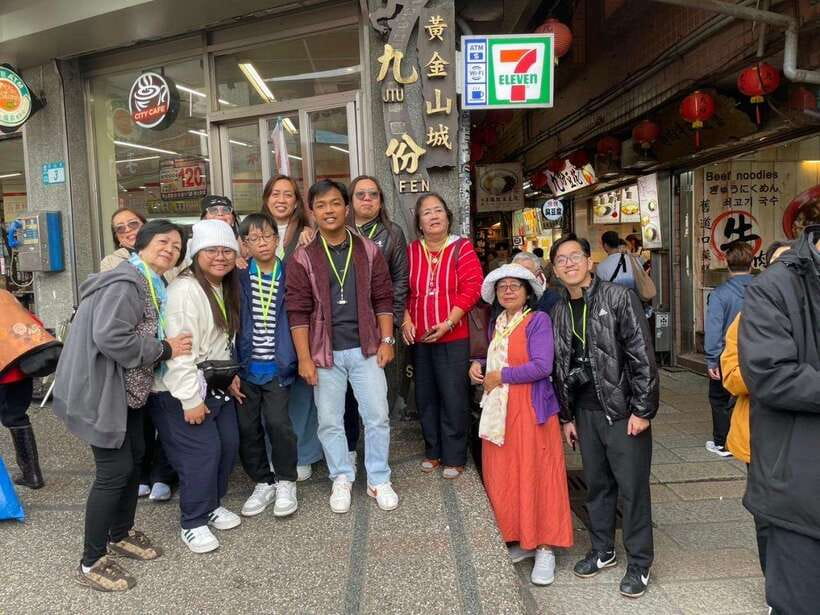 From Taipei: Shifen, Jiufen, and Yehliu Geopark Day Tour - Five things to know before you book