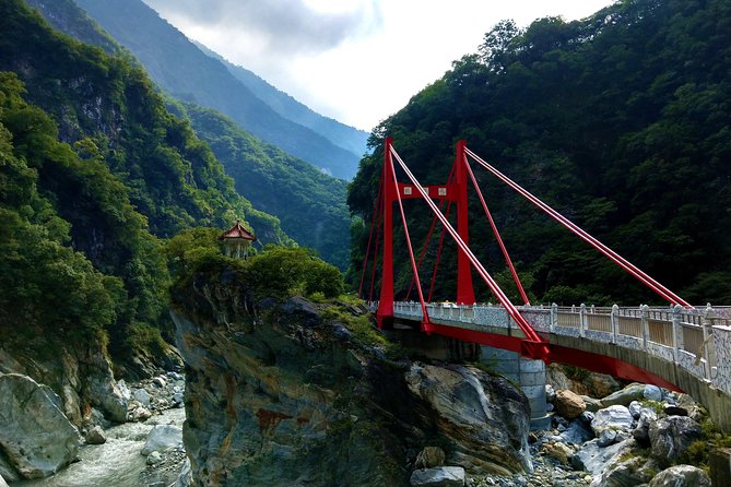Full-Day Private Taroko National Park Tour from Hualien City - What makes this tour worth considering
