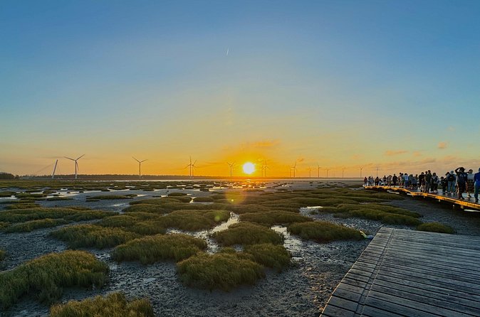 Gaomei Wetlands, Rainbow Village, Miyahara & Zhongshe from Taipei - What the $46.90 price really covers