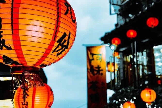 Jiufen, Shifen and Houtong Cat Village Private Tour - Houtong Cat Village and its railway past