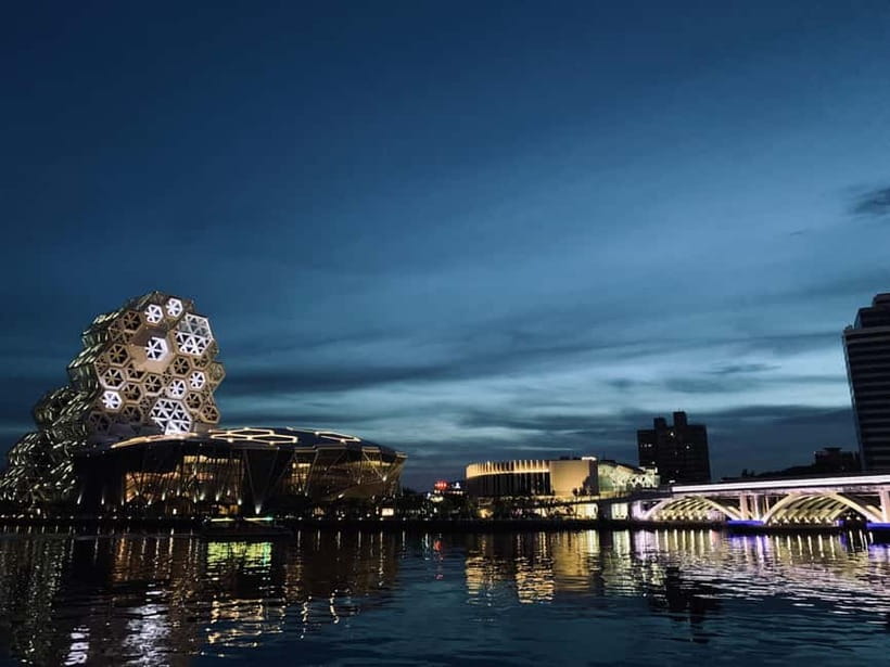Kaohsiung Private Tour - Discover Local Hidden Gems - Key points at a glance