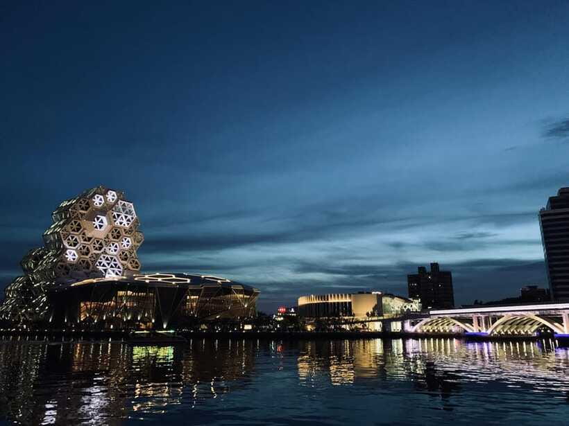 Kaohsiung Private Tour - Discover Local Hidden Gems - Pier-2 Art Center and Kaohsiung’s harbor revival