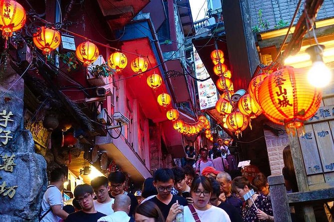 Keelung Port Shore Private Customized Tour - The Northern Route: Yehliu, Shifen, and Jiufen