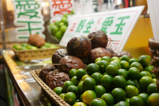 Local Favorites: Taiwan Night Market Food Tour in 2 hours - Walking through Ningxia after dark