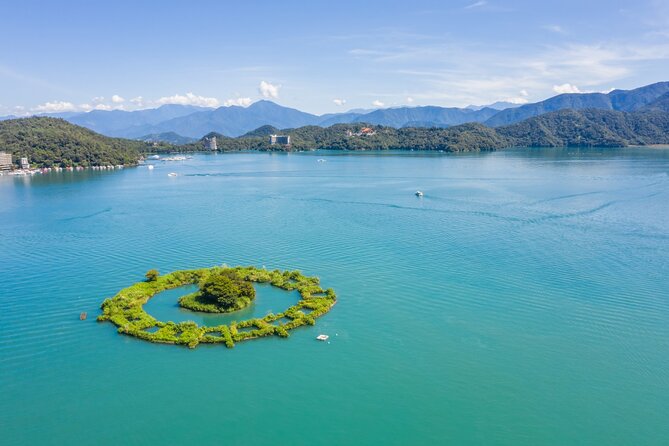 Nantou Day Tour: Sun Moon Lake & Ita Thao Pier from Taipei - How much value do you get for $88?