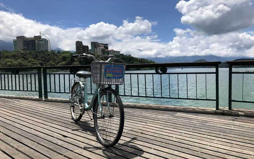 Nantou: Sun Moon Lake Combo - The Ita Thao ropeway gives you the highest view