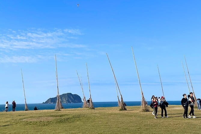 Northeast Coast Instagram Photo Tour in Keelung & New Taipei - Bitou Cape: two hours of cliffs and Pacific views