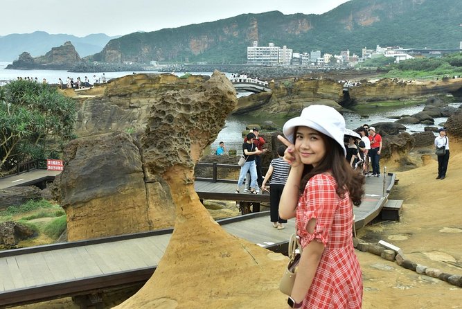 Northern Taiwan Private Adventure: Yehliu, Jiufen, & Pingxi - Why this northern Taiwan route works