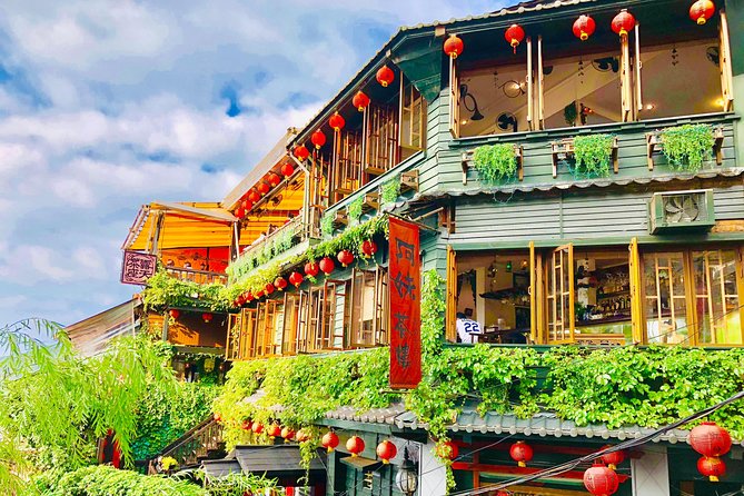 One-day private chartered car tour in Taipei: Yehliu, Jiufen, Pingxi, North Coast popular attractions with chartered car, professional Chinese/English driver - Yehliu Geopark and Taiwan’s strange coastal rocks