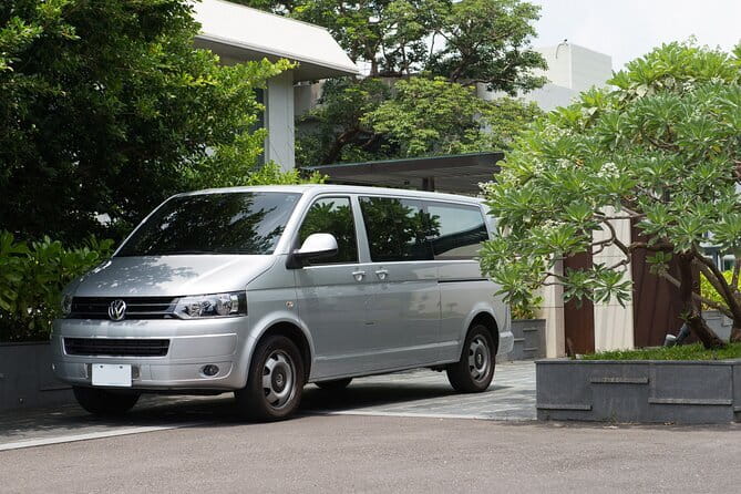 One-way Private Transfer between Jiufen and Taipei - Choosing the right vehicle and group size