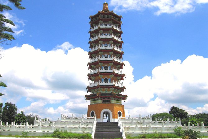 Private 3-Day Tour to Sun Moon Lake and Alishan - Who should book this three-day trip?