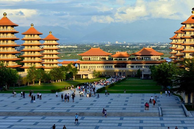 Private Classic Kaohsiung Day Tour - Xiziwan gives the day its best finish