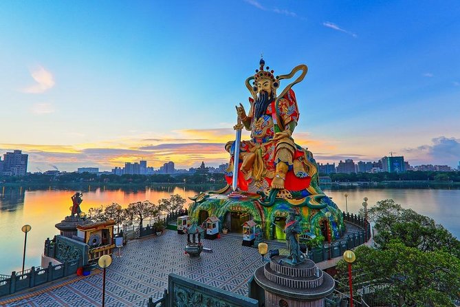 Private Classic Kaohsiung Day Tour - The private format is the main practical advantage
