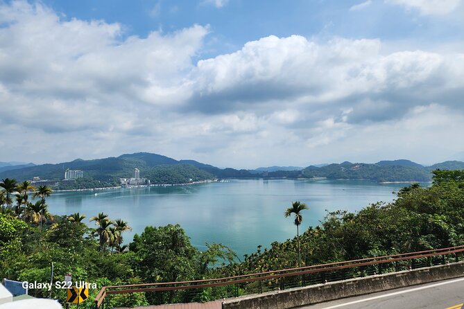 Private Day tour to Sun Moon Lake from Taipei - Lunch, tickets, and small planning details