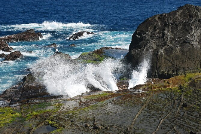 Private East Coast & Jade Hunting Day Tour with Local Expert - Why the jade hunt gives this Hualien tour its character