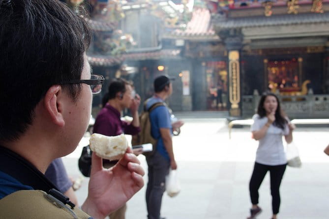 Private Keelung Food Tour with Local Markets & Tastings - Bubble Tea to Finish the Walk