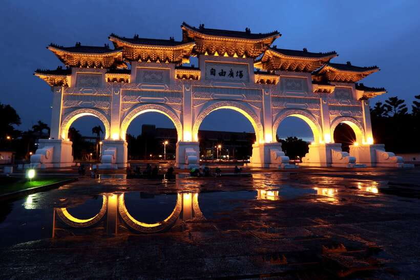Private Night Tour: Taipei City Highlights - Taipei at night, from temple roofs to high-rise lights