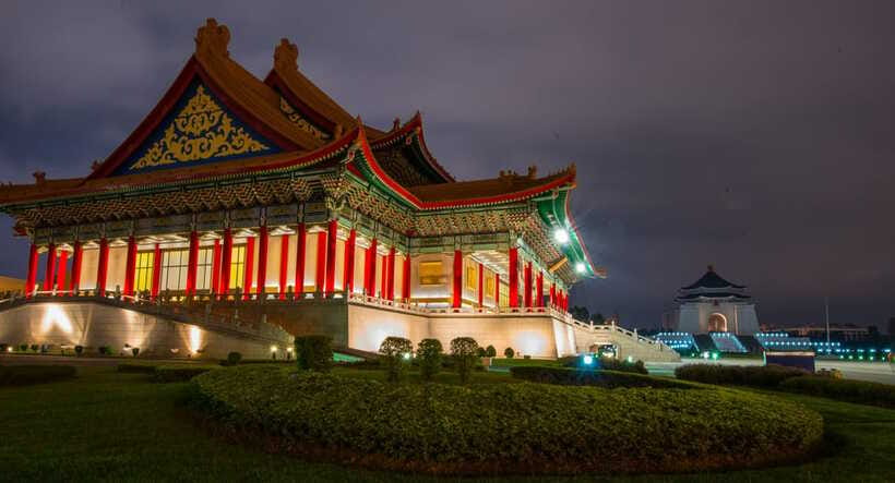 Private Night Tour: Taipei City Highlights - Raohe Night Market and the final hour