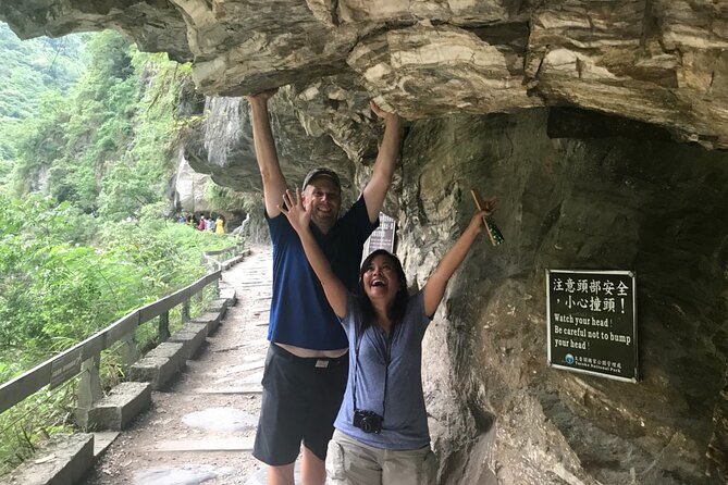 Private Taroko Gorge Day Tour from Hualien with Local Expert - Qixingtan Beach and the open Pacific