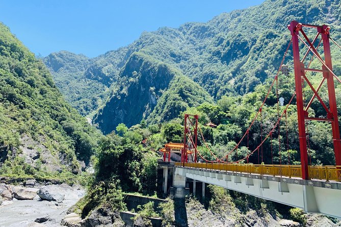 Private Taroko Gorge National Park Day Tour - Tianxiang, where rivers meet
