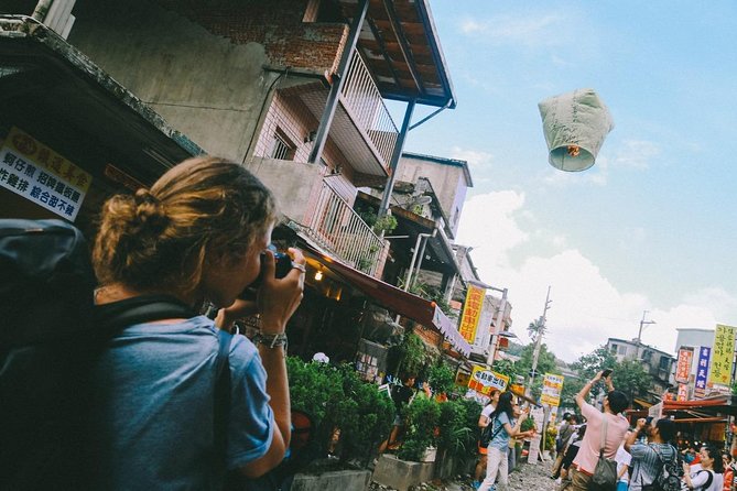 Private Tour to Jiufen, Yehliu Geopark, and Pingxi - What $126 per person really buys