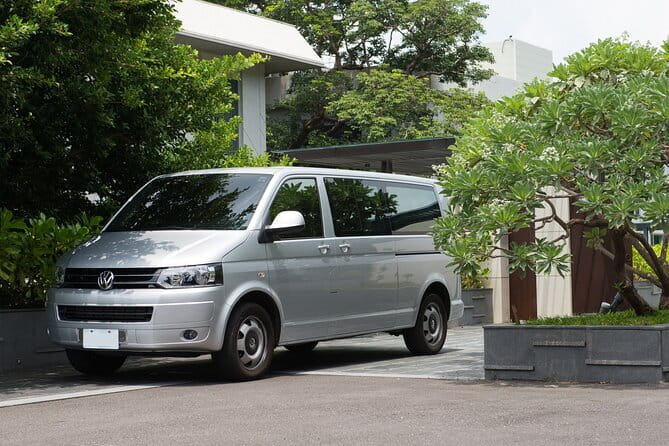 Private Transfer from TPE-Taoyuan int. Airport to Taipei City - The price and what you receive for $55