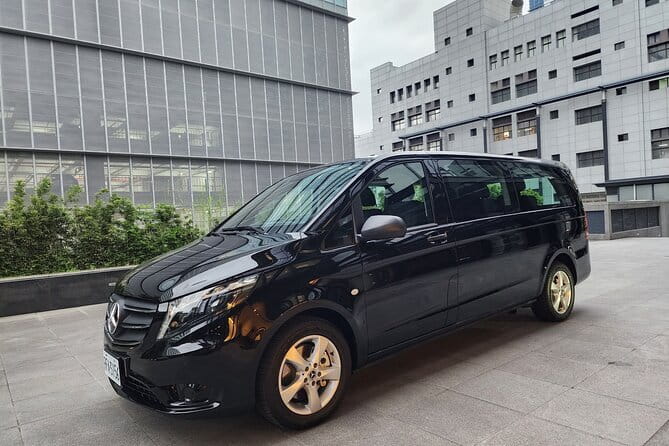 Private Transfer from TPE-Taoyuan int. Airport to Taipei City - Important details for families and heavy packers