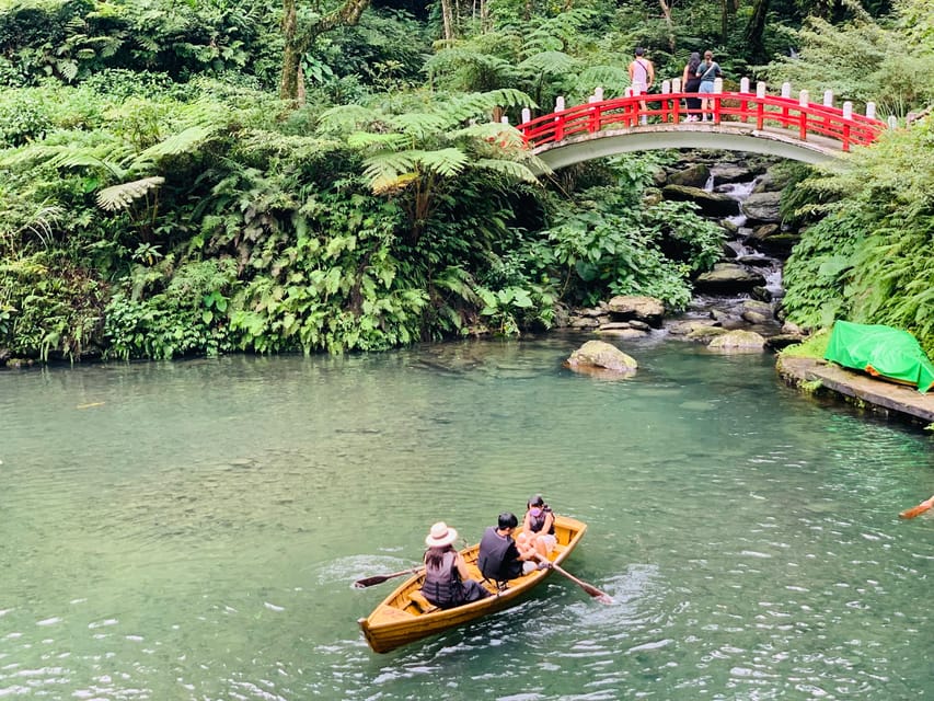 Taipei: 8 Hours Private Day Tour in Wulai with Benz Vito - Wulai Old Street and Atayal flavors