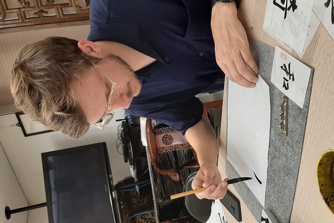 Taipei Calligraphy Workshop (DIY incl.) - The first lesson: where Chinese calligraphy comes from
