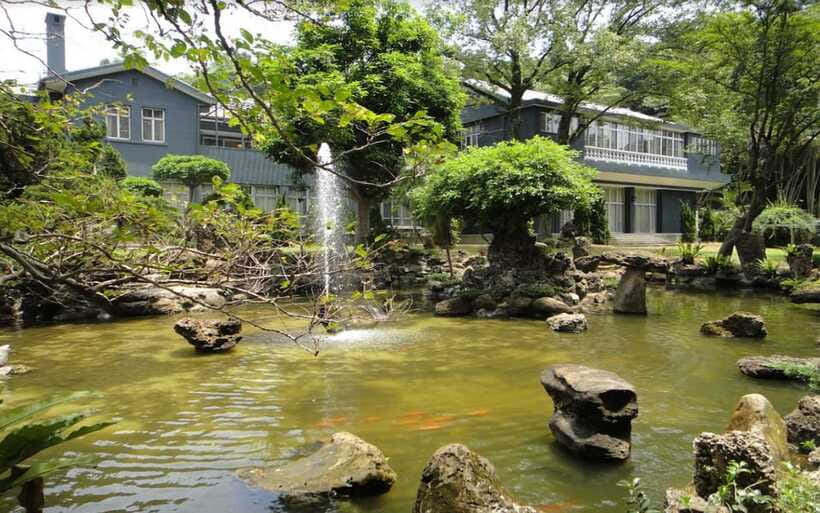 Taipei: Chiang Kai-Shek Shilin Residence Ticket - What the audio guide adds