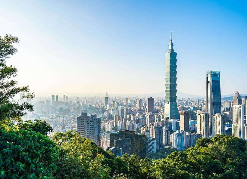 Taipei: Classic Landmarks Day Tour - Dadaocheng and Dihua Street: old Taipei with a modern edge