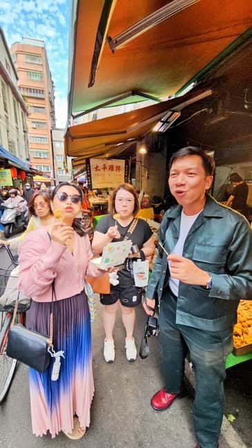 Taipei: Cooking Class & Market Adventure Historic Dadaocheng - A traditional market lesson in local ingredients