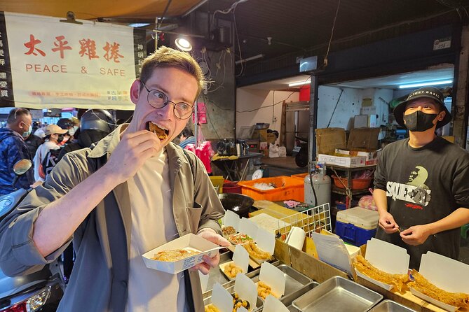 Taipei Cooking Class & Market Adventure in Historic Dadaocheng - Key points at a glance