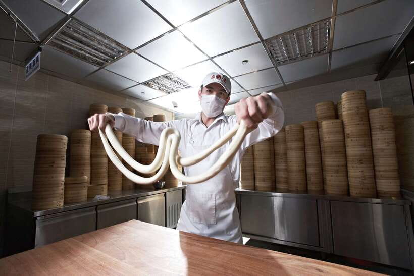 Taipei: Din Tai Fung Restaurant Experience - Wait Times and the Real Meaning of VIP Access