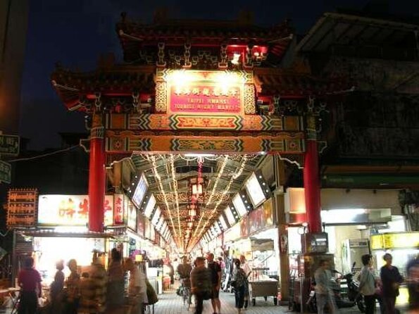 Taipei Food Tour: Night Market & Convenience Store(Food Included) - Key points to know before you book