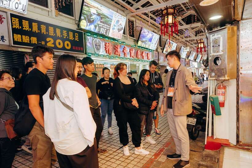 Taipei: Food Tours w/ Top 10 Taiwan Food (Breakfast/Dinner) - Key points at a glance