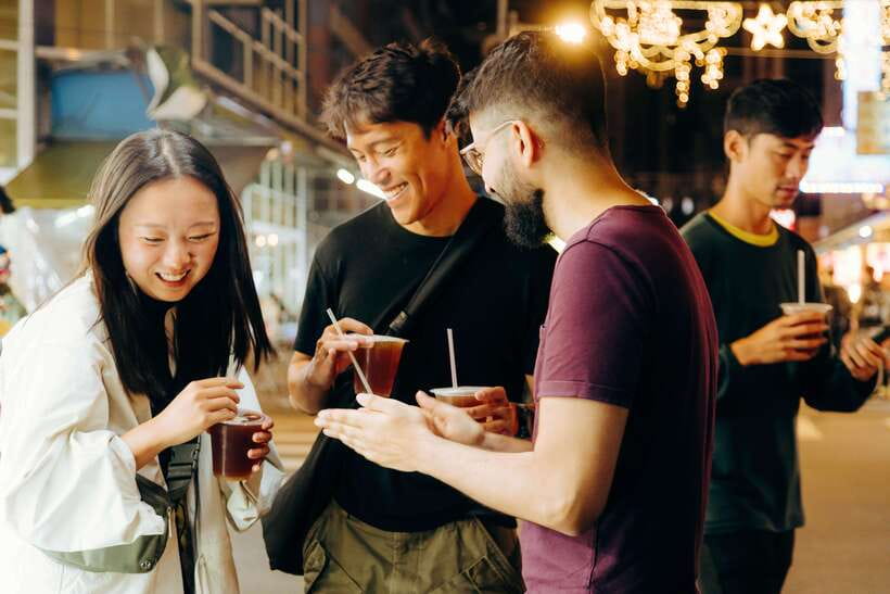 Taipei: Food Tours w/ Top 10 Taiwan Food (Breakfast/Dinner) - The 7-Eleven stop is more useful than it sounds