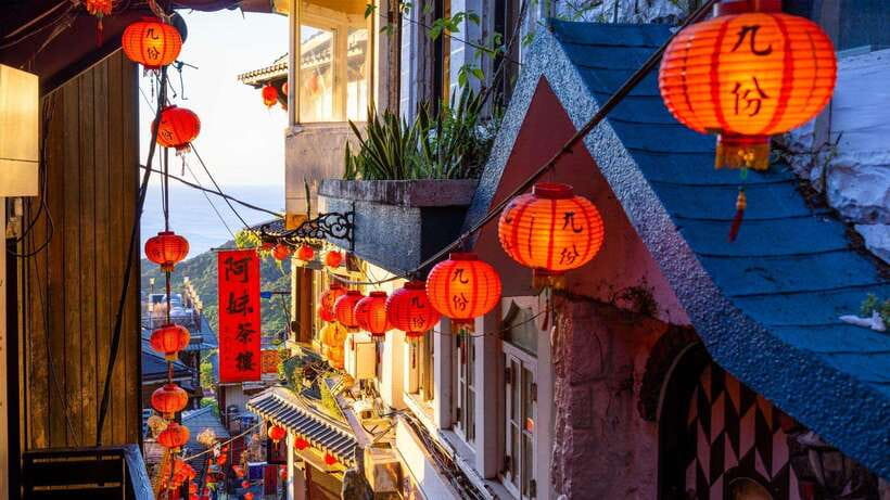 Taipei: Jiufen and Shihfen Half Day Tour - Key points at a glance