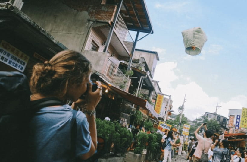 Taipei: Jiufen, Shifen Waterfall and Pingxi Sky Lantern Tour - Golden Waterfall’s unusual color